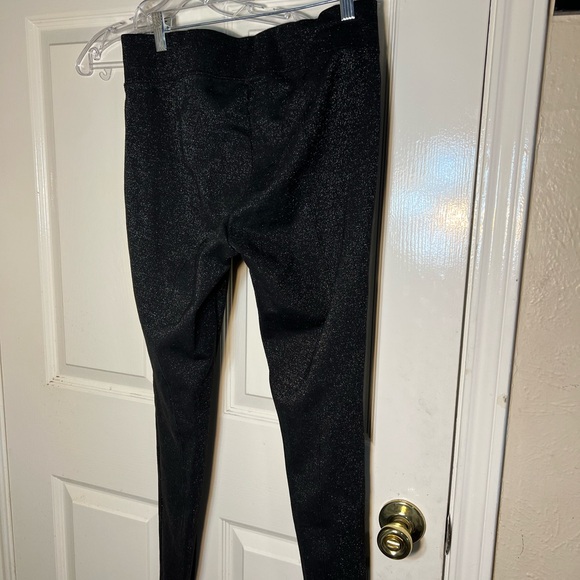 Old Navy Glittery Black Leggings - Picture 2 of 3